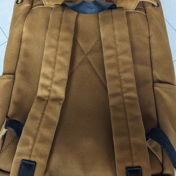 Everlane Canvas Backpack - Picture 3 of 4